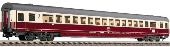 IC/EClong distance 1st class openplan Passenger car type Apmz122<br /><a href='images/pictures/Fleischmann/5663.jpg' target='_blank'>Full size image</a>
